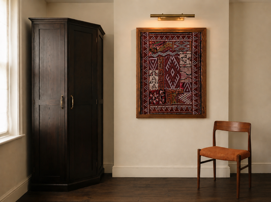 Nila- Œuvre Murale Encadrée en Tapis Marocains