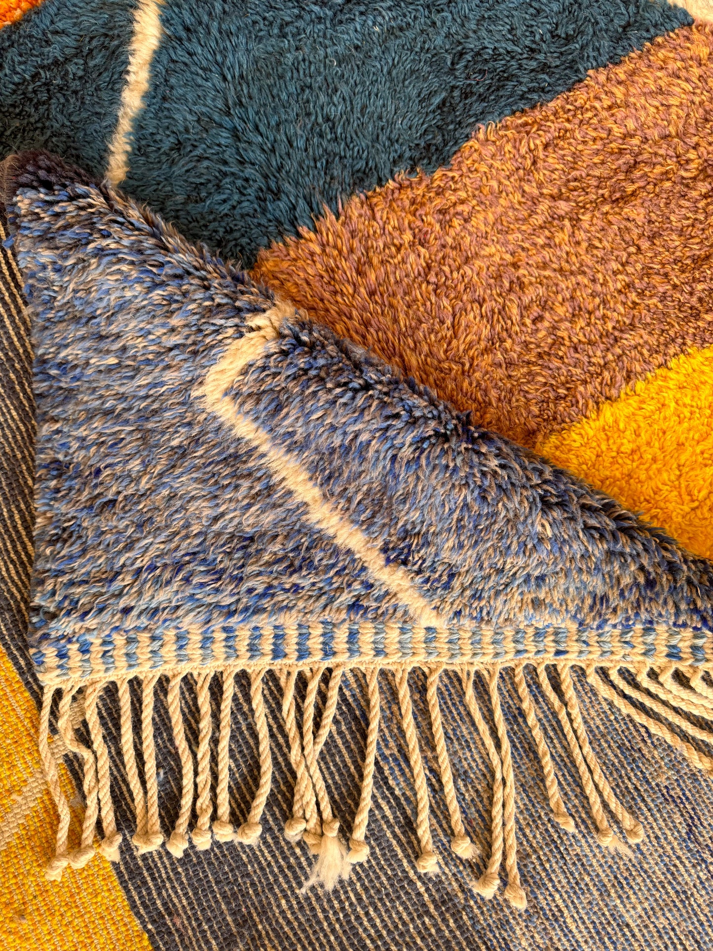 M'rirt's Rainbow Tellis Vintage Hand-Knot