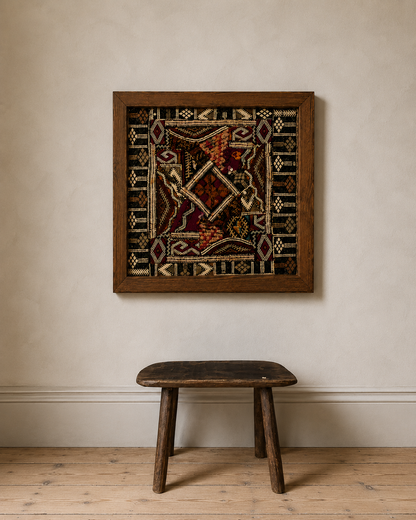 Chaima- Œuvre Murale Encadrée en Tapis Marocains