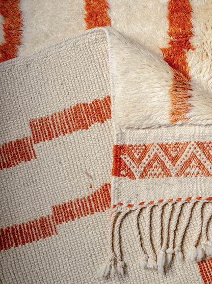 M'rirt's Abstract Lined Peach Hand-Knot